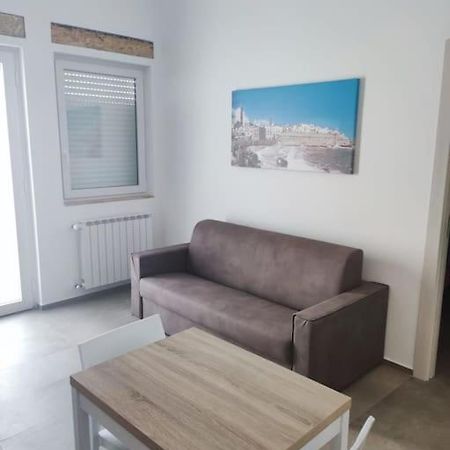 Appartamento Sul Mare Con Parcheggio Privato โมโนโปลี ภายนอก รูปภาพ
